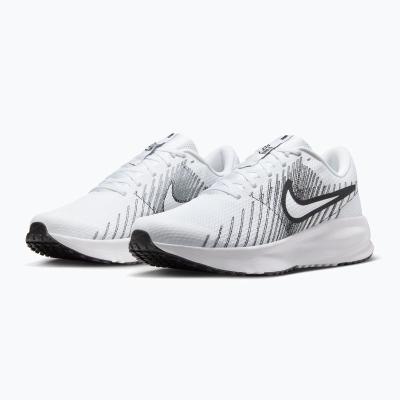 Men's running shoes Nike Run Defy white/black 3