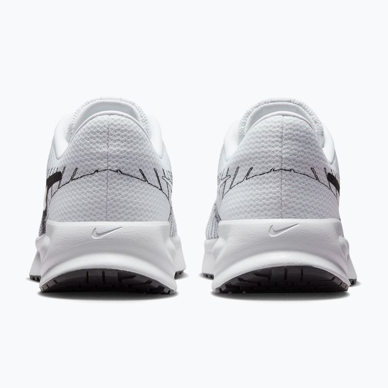 Men's running shoes Nike Run Defy white/black 4