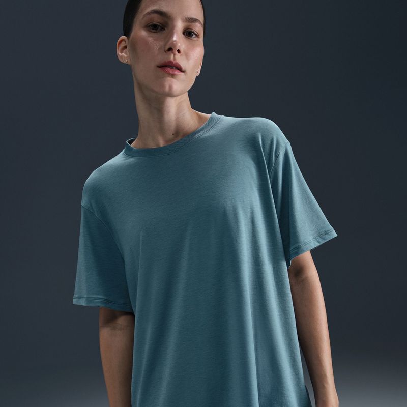 Women's T-shirt Nike One Relaxed Dri-Fit smokey blue/black 12