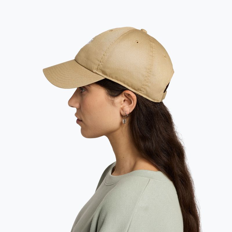 Baseball cap Nike Club Unstructured Futura Wash parachute beige/white 3