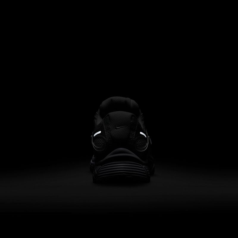 Men's shoes Nike V5 RNR white/black/metallic silver/white 6