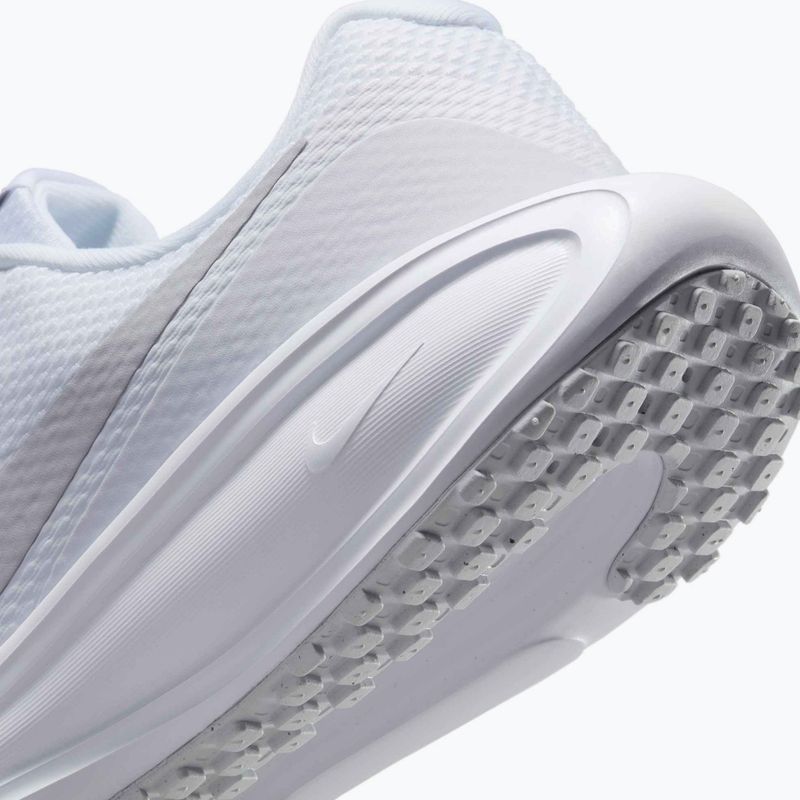 Women's running shoes Nike Revolution 8 white/pure platinum 9