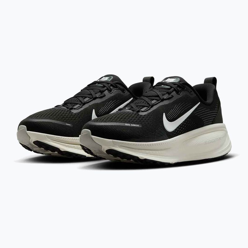 Women's running shoes Nike Vomero 18 black/coconut milk/summit white 3