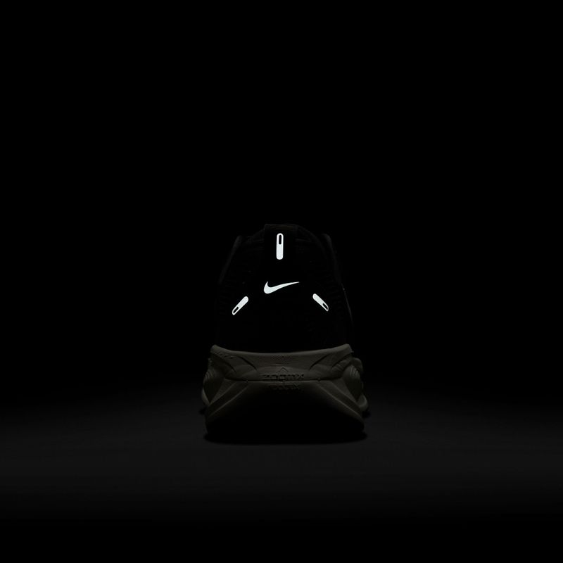 Men's running shoes Nike Vomero 18 Vomero 18 IF0514 black/coconut milk/summit white 10