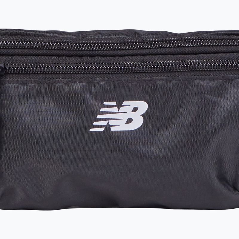 New Balance Essential black kidney pouch 3