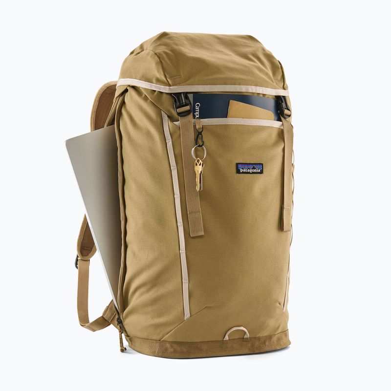 Hiking backpack Patagonia Fieldsmith Lid Pack 28 l classic tan 3