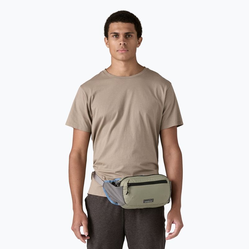 Patagonia Terravia Tote river rock green kidney pouch 3