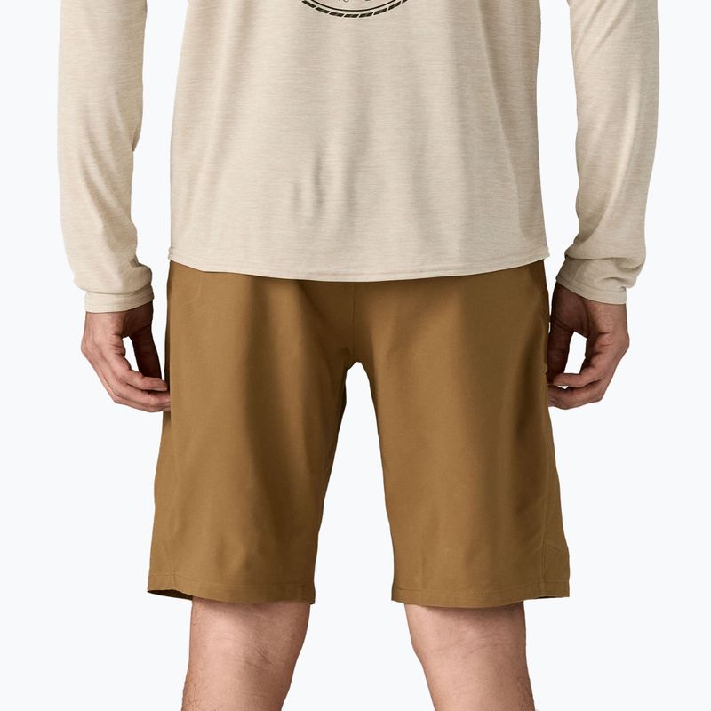 Patagonia men's Terravia Trail 10" coriander brown shorts 2