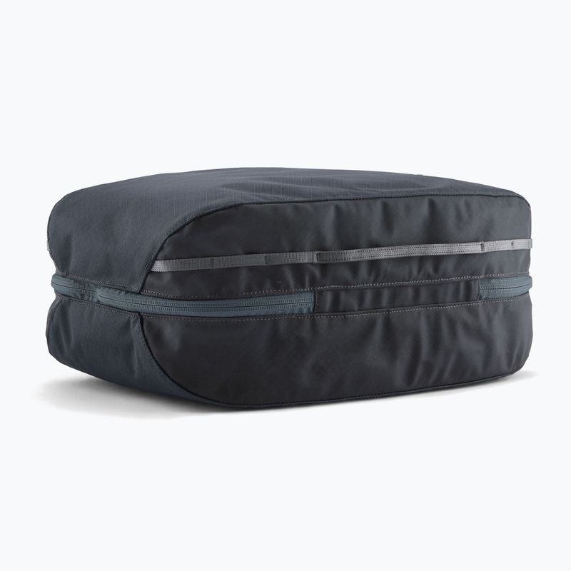 Washbag Patagonia Black Hole Cube smolder blue / amanita red 2