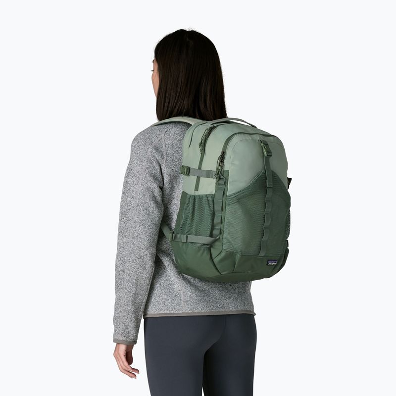 Hiking backpack Patagonia Refugio Day 30 l cover green 2