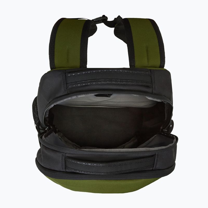 Urban backpack The North Face Jester 28 l woodland green/tnf black 4
