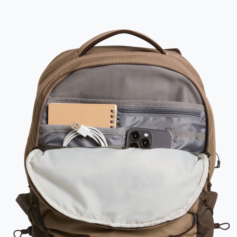 Urban backpack The North Face Borealis garnet/dark che 5