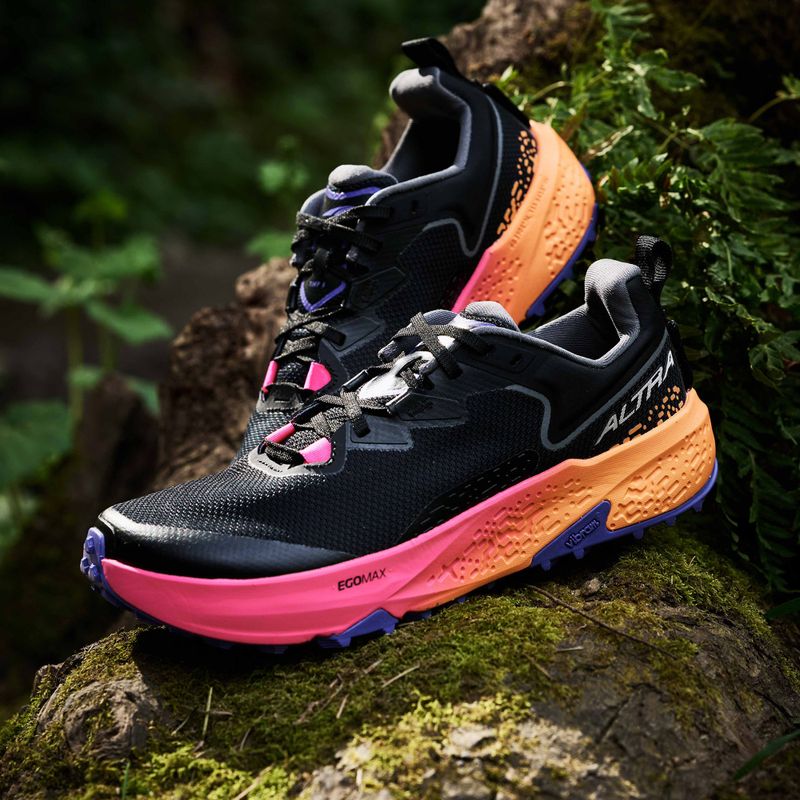 Women's running shoes Altra Timp 6 black/silver/knockoutpink 5