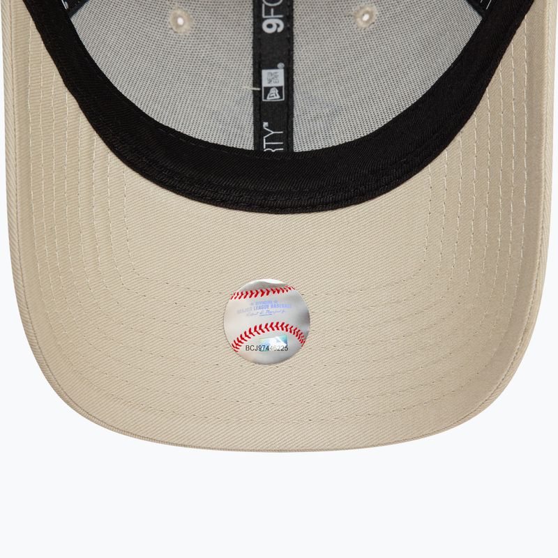 New Era Team Outline 9Forty New York Yankees light beige baseball cap 3