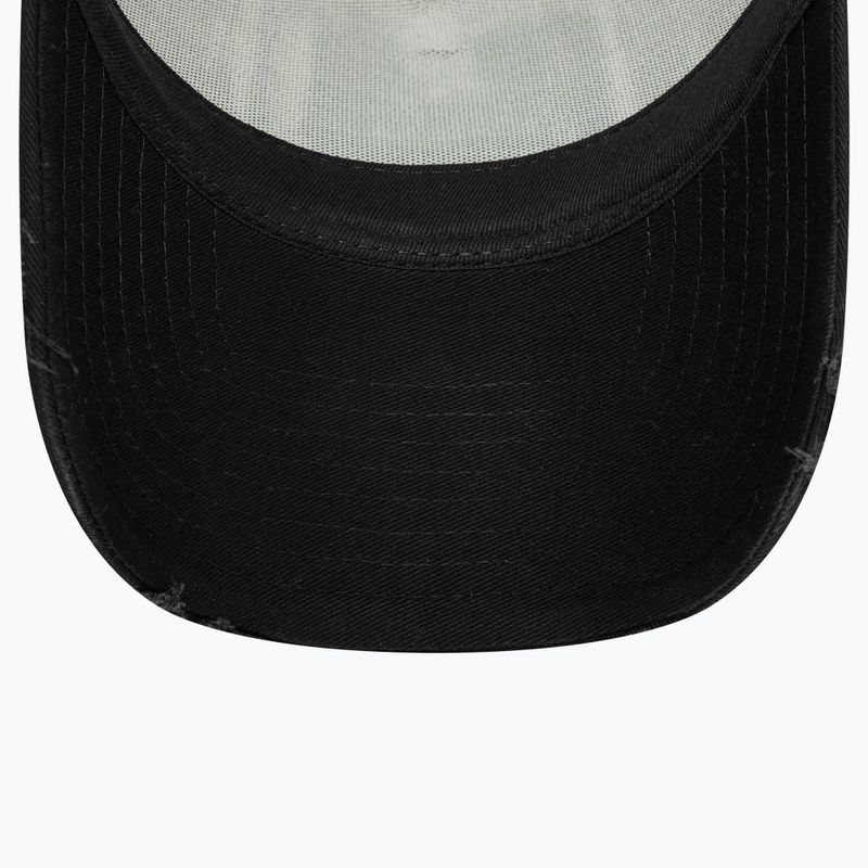 New Era NE Patch Distress Trucker cap white 5