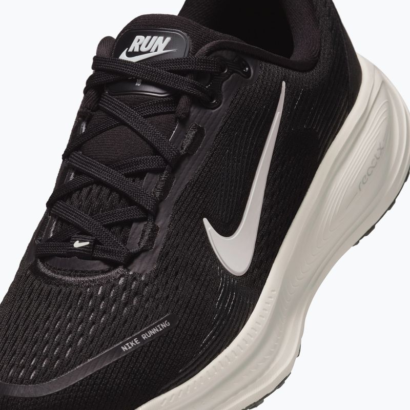 Running shoes Nike Vomero 18 black/coconut milk/iron ore/summit white 11