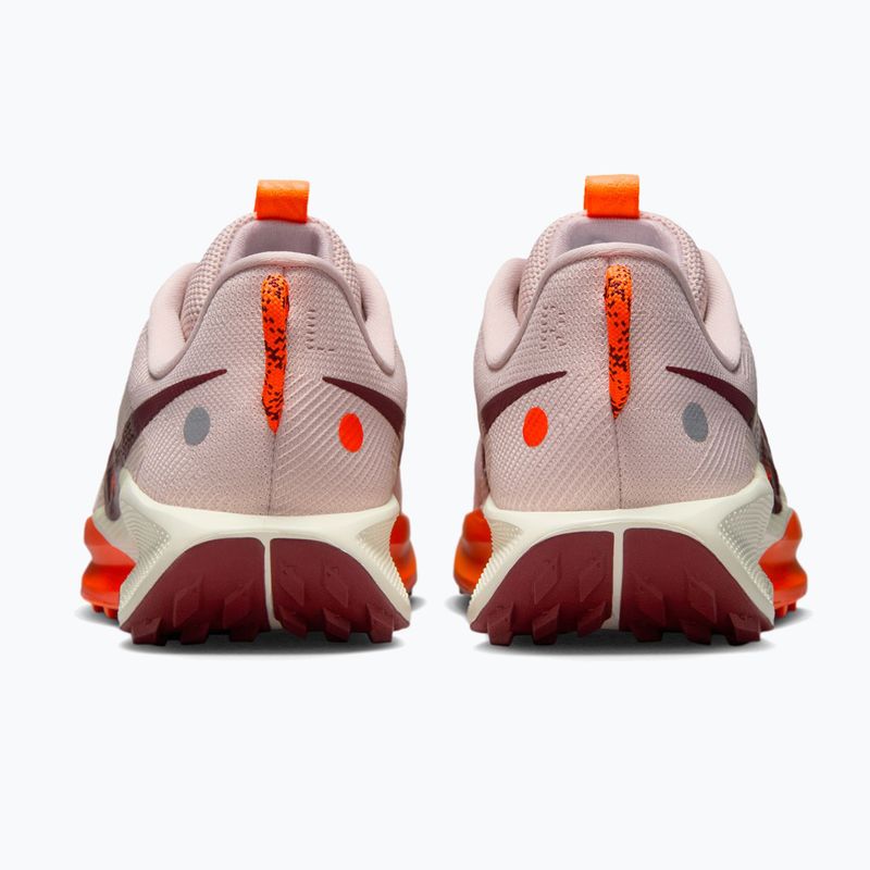 Women's running shoes Nike Pegasus Trail 5 silt red/hyper crimson/dark team red 4