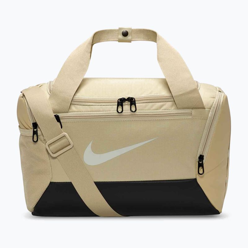 Nike Brasilia 9.5 Duffle 25 l desert khaki/black/sail gym bag
