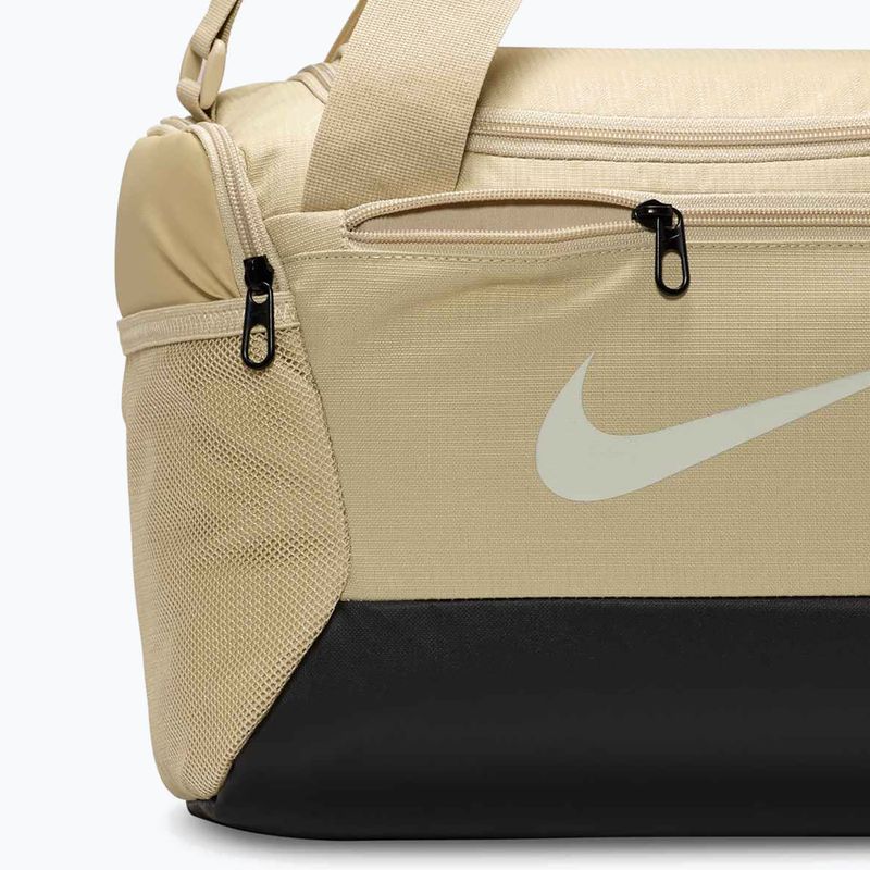 Training bag Nike Brasilia 9.5 Duffle 25 l desert khaki/black/sail 6