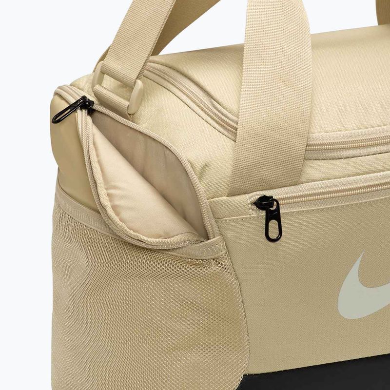 Training bag Nike Brasilia 9.5 Duffle 25 l desert khaki/black/sail 7