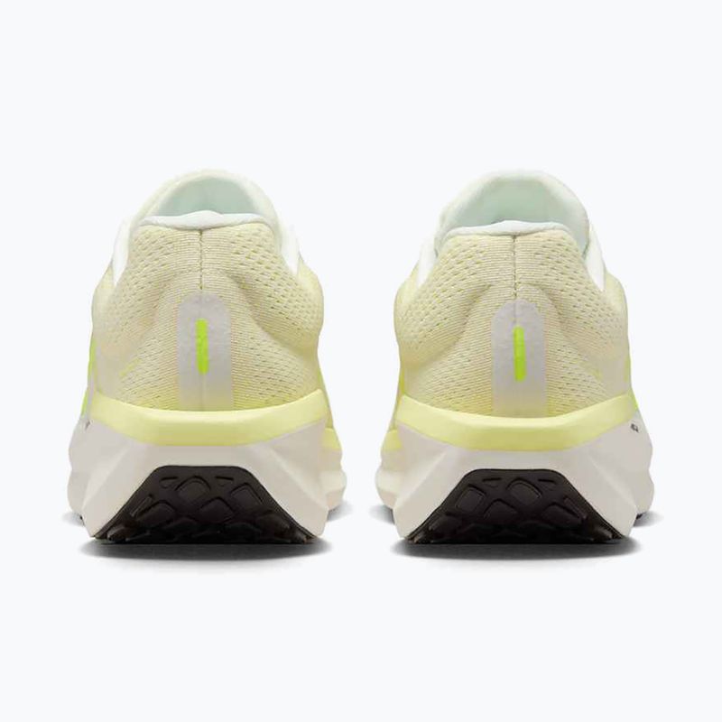 Men's running shoes Nike Winflo 11 coconut milk/neon yellow/light zitron/volt 8