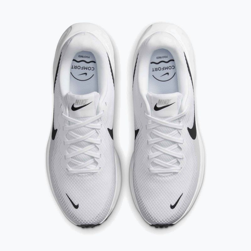 Women's running shoes Nike Revolution 8 Extra Wide white/pure platinum/black 14