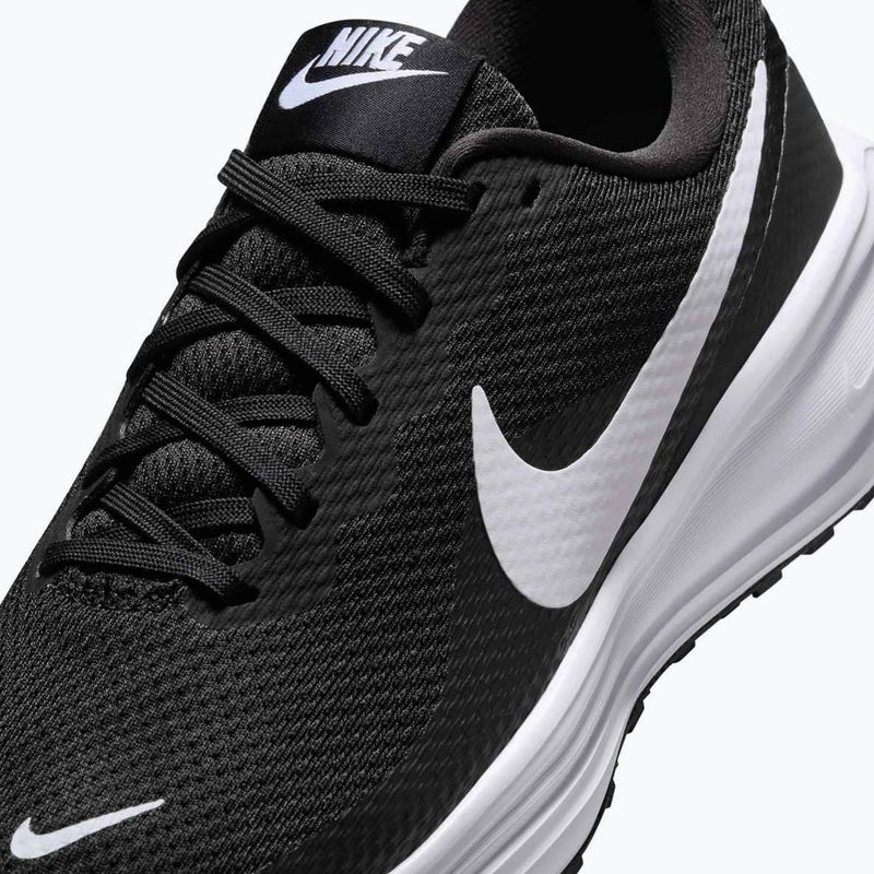 Women's running shoes Nike Revolution 8 Extra Wide black/black/white 8