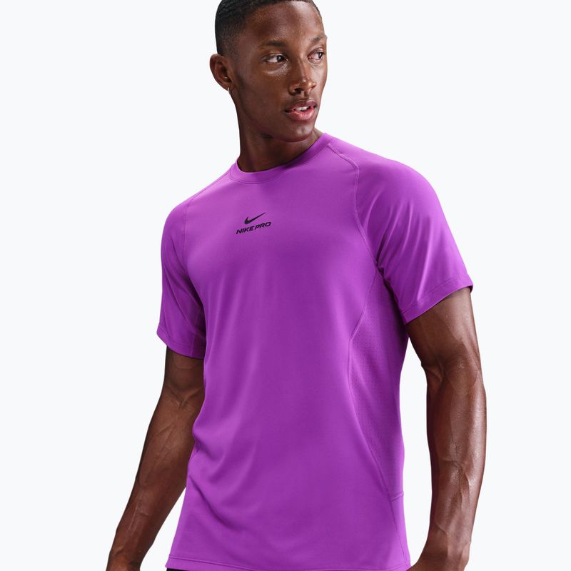 Men's training T-shirt Nike Pro Training Dri-Fit vivid purple/black