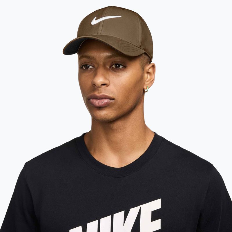 Nike Dri-FIT Club baseball cap mosswood brown/white