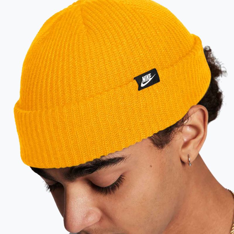 Winter hat Nike Terra Futura 365 Short-Cuff university gold 5