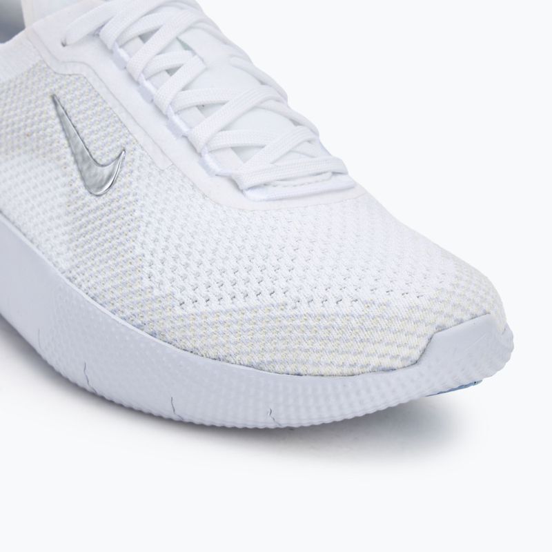 Women's training shoes Nike Free 2025 white/ghost/metallic silver 7