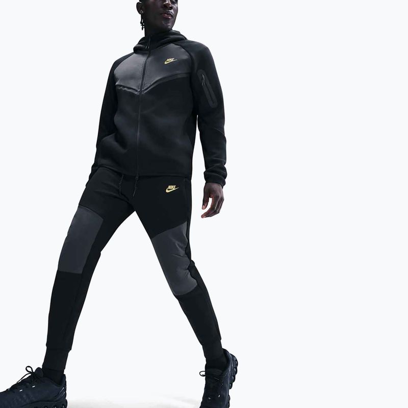 Men's trousers Nike Tech Joggers black/dark smoke grey/metallic gold 4
