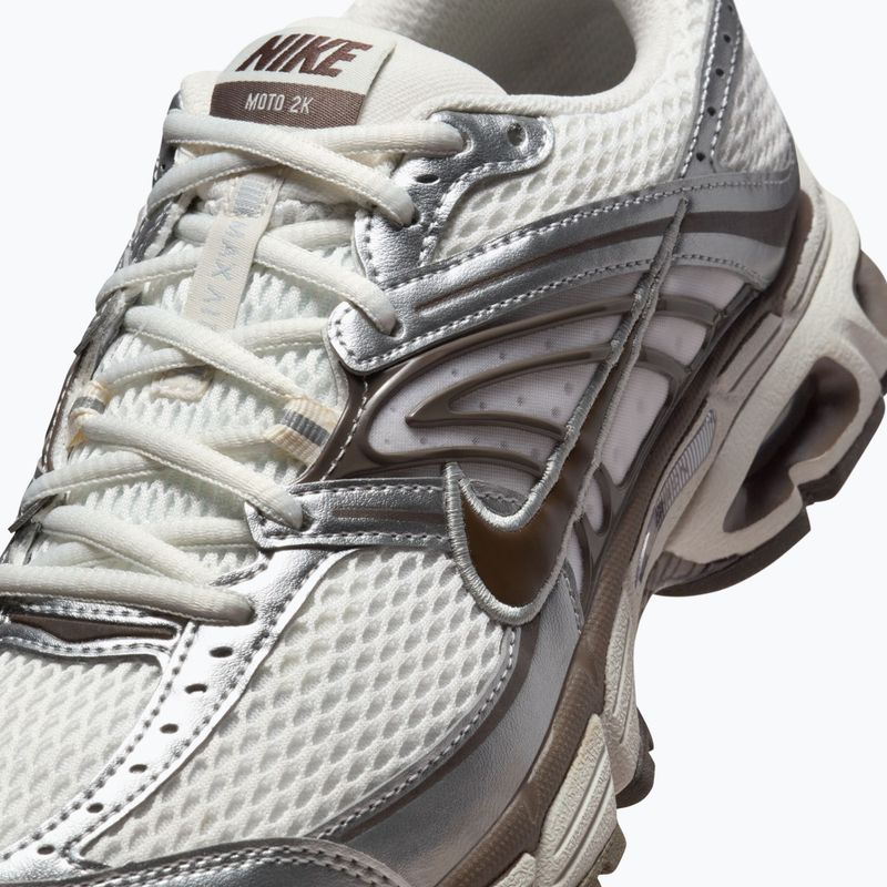 Women's shoes Nike Air Max Moto 2K phantom/metallic silver/baroque brown 3