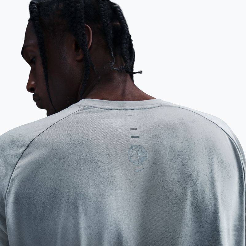 Men's running longsleeve Nike Stride Dri-Fit ADV light smoke grey 4