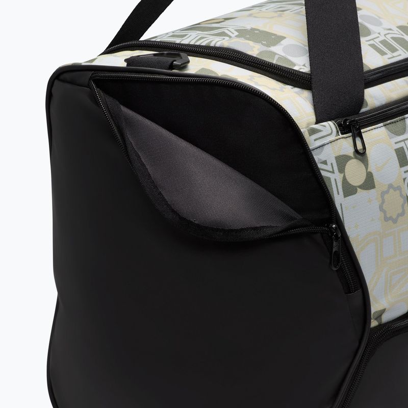 Training bag Nike Brasilia 9.5 Aop 60 l off white/black/white 9