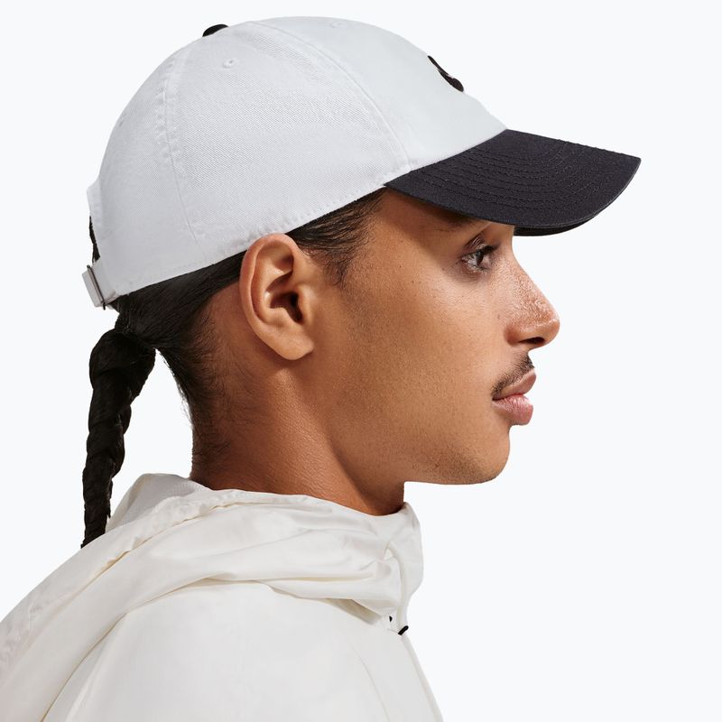 Baseball cap Nike Club Unstructured Futura Wash white/black/black 4