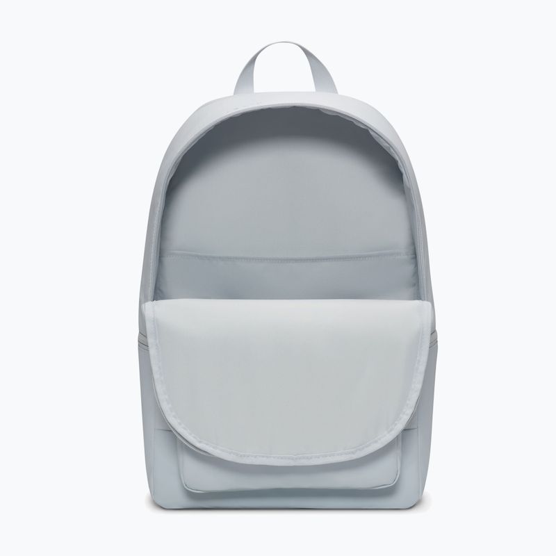 Urban backpack Nike Heritage 23 l pure platinum/metallic silver 4