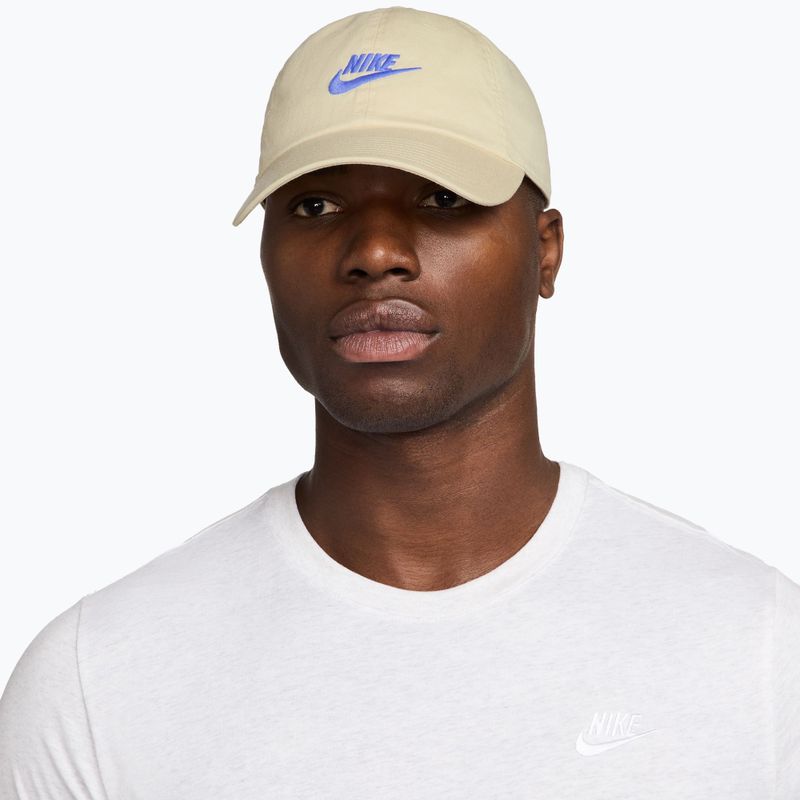 Baseball cap Nike Club Unstructured Futura Wash light khaki/sapphire