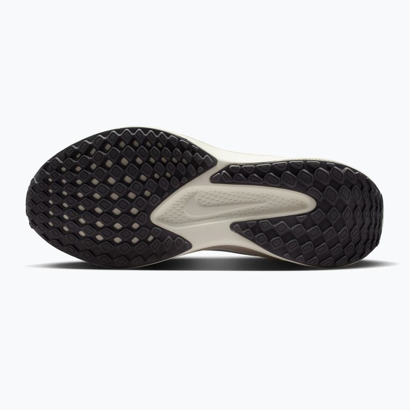 Women's running shoes Nike Quest 6 white/sail/chalk/white 6