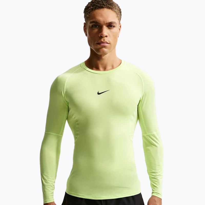 Men's training longsleeve Nike Pro Dri-Fit Tight Fitness light liquid lime/black 4