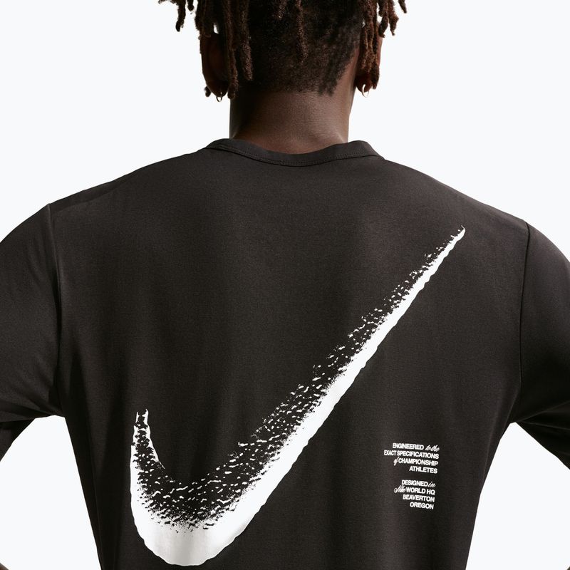 Men's T-shirt Nike Hyverse Dri-Fit GFX black/white 4