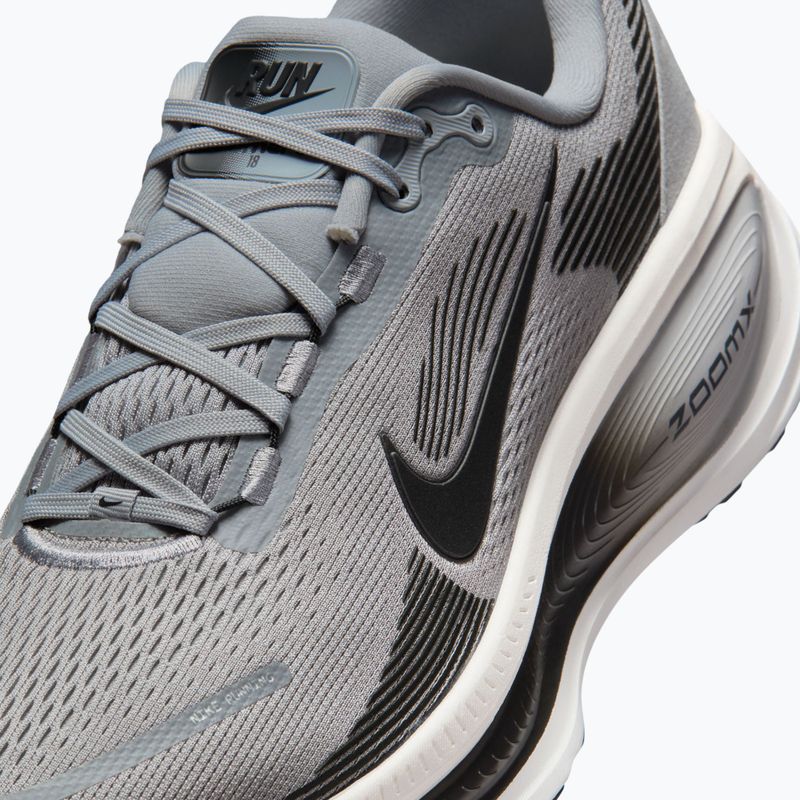 Men's running shoes Nike Vomero 18 wolf grey/pure platinum/anthracite 8