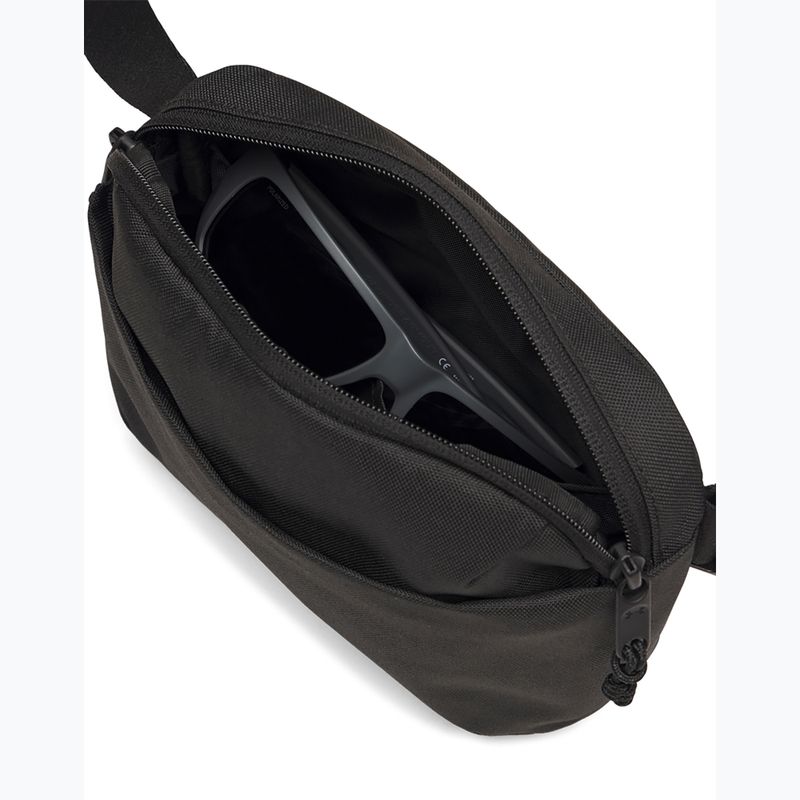 Waist bag Under Armour Essential XB black/black/black 4