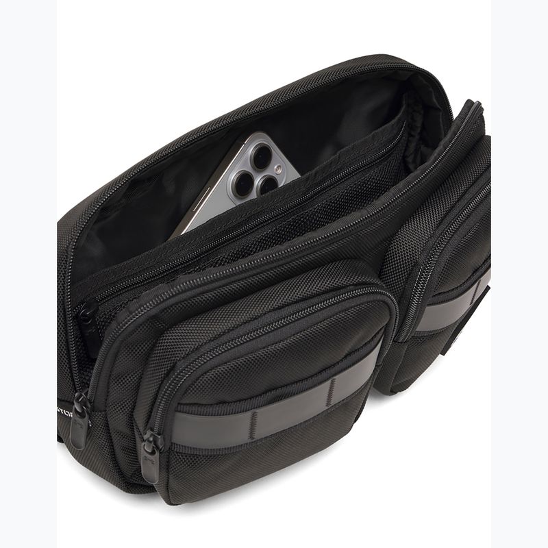 Pouch Under Armour Triumph Crossbody black/halo gray 3