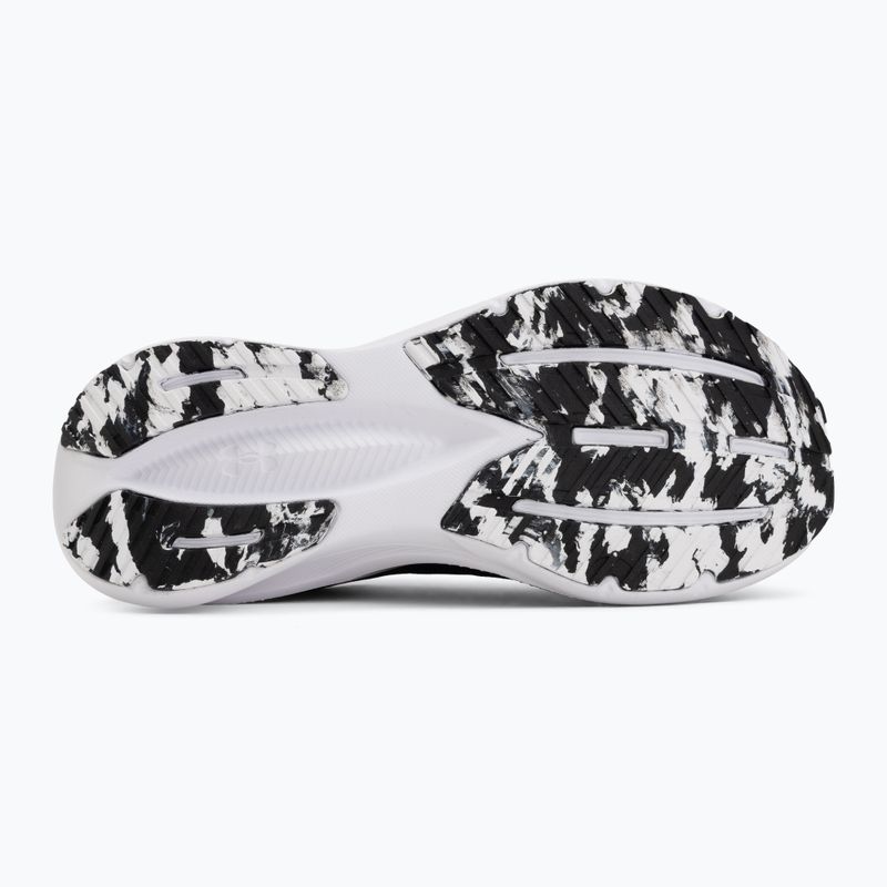 Women's running shoes Under Armour Chase black/black/white 4