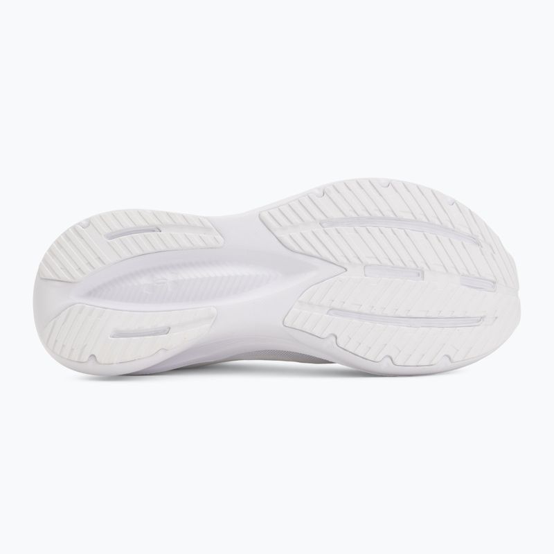 Women's running shoes Under Armour Chase white/white/iridescent 4