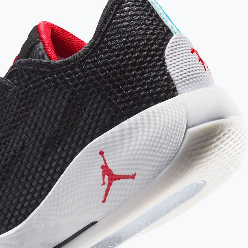 Buty do koszykówki dziecięce  Nike Jordan Luka 77 GS Jr black/white/university red 8