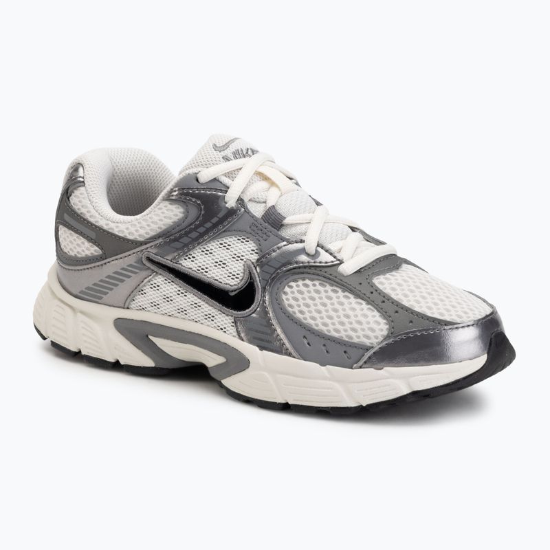 Nike shoes V5 RNR phantom/pencil point/black