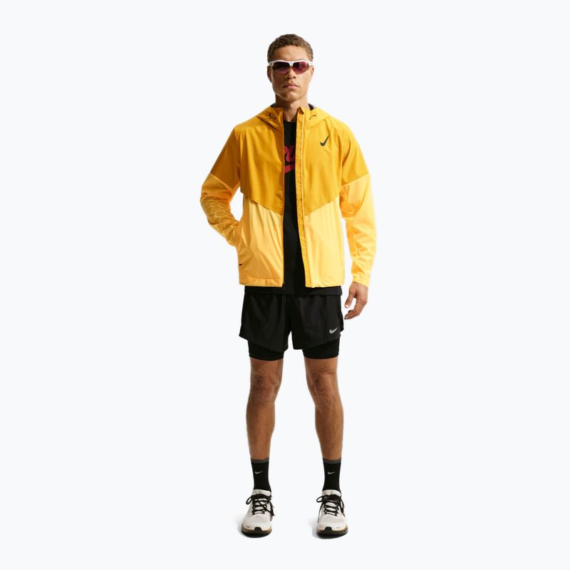Men's running jacket Nike AeroSwift Storm-Fit Aerogami university gold/citron pulse/black 2