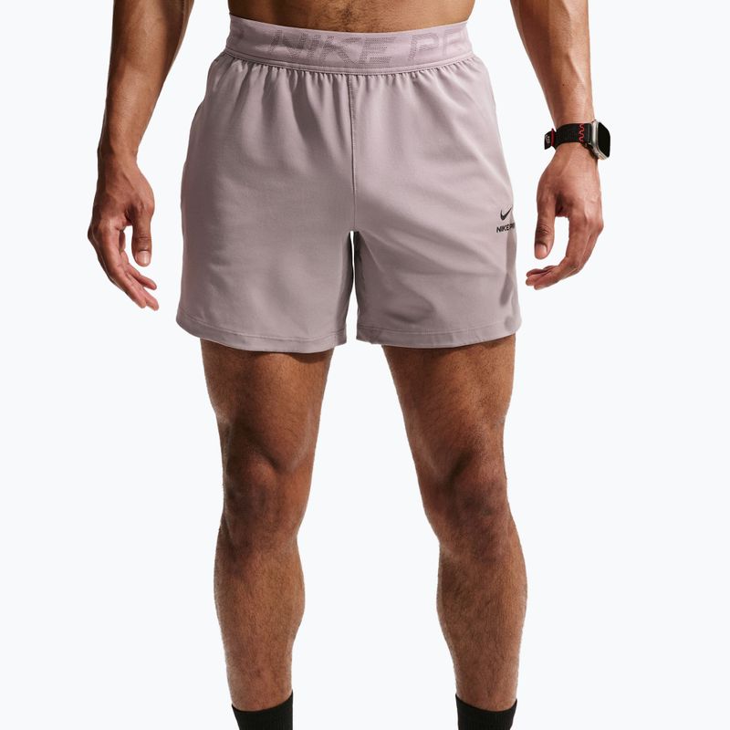 Men's shorts Nike Pro Training Dri-Fit 6" light violet ore/black 5